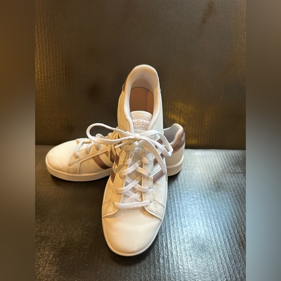 adidas Shoes - Adidas Cloudfoam Advantage Sneakers with Rose Gold Stripes Size 5 1/2